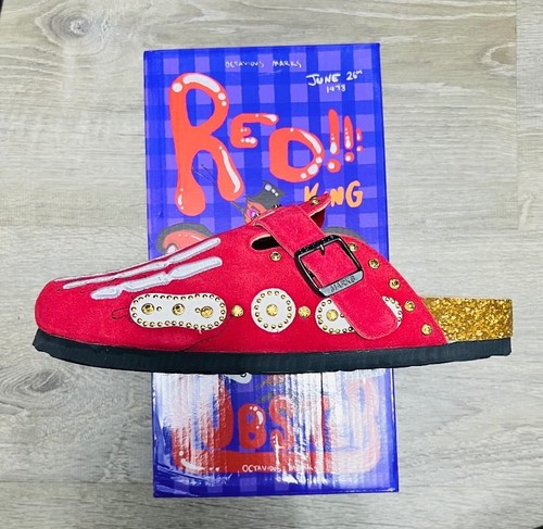 Octavious marks red - octavious,